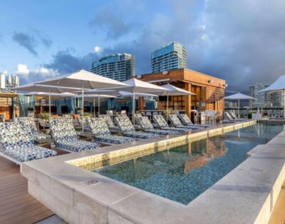 Modern 1BR BP Waikiki Suite with Balcony and City Views | Hokulani Waikiki