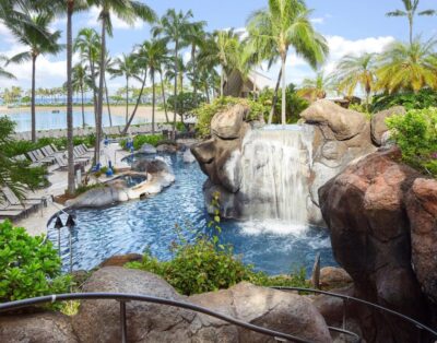 Spacious 2BR Suite with Ocean Views in Waikiki | Grand Waikikian